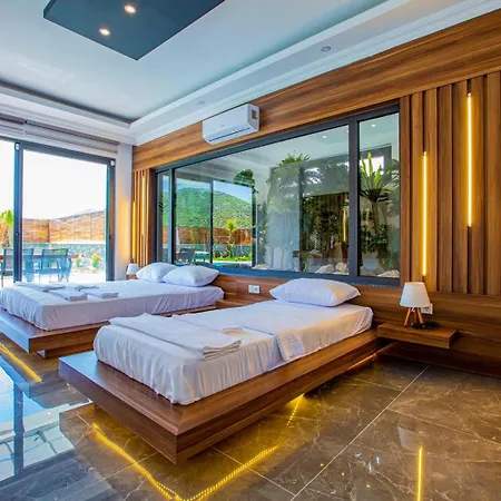 فندق Bahamas 4*